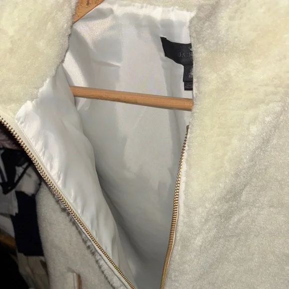 NWT J. Crew Plush Fleece Excursion Vest - Picture 8 of 8